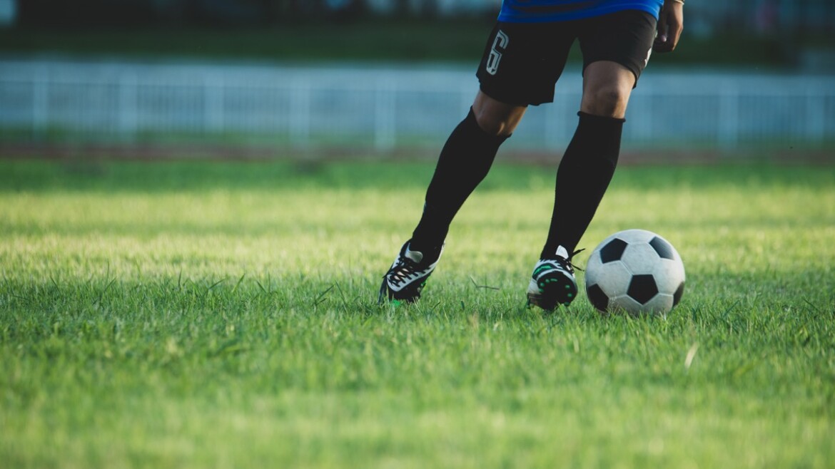 Jak poprawić celność strzałów w piłce nożnej – kompleksowy przewodnik