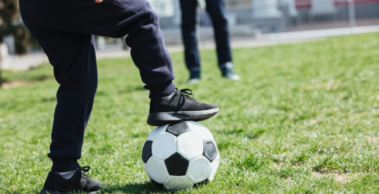 Kategorie wiekowe w piłce nożnej – przewodnik