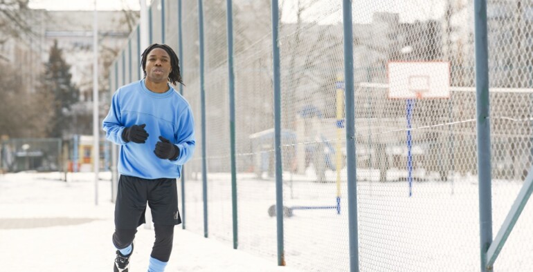 Trening piłkarski w okresie zimowym – jak się przygotować